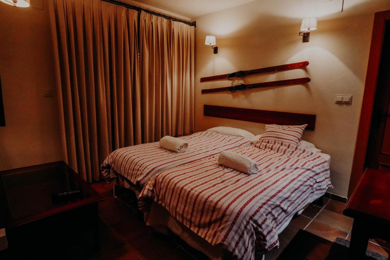 Apartamentos Boabdil シエラネバダ エクステリア 写真